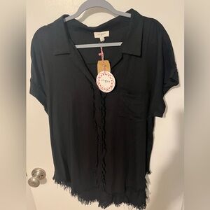 Umgee Black linen blend top with frayed edges- oversized. Size small